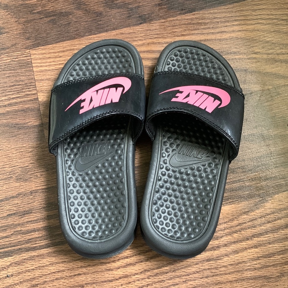 Size 13 Black Nike slides